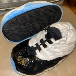 “Jordan 11 legend blue” SLIPPERS***